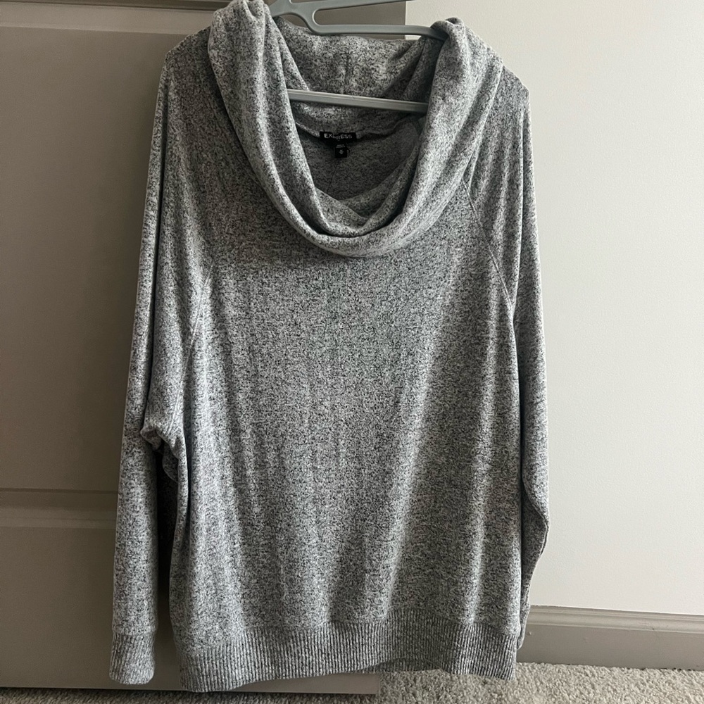 Express Gray Cowl Neck Sweater Lightweight Knit NWT Sz M